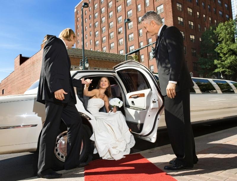 Weeding Limo Service Near Minneapolis